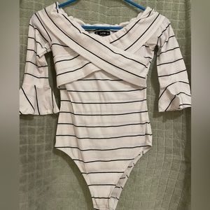 SHEIN Off Shoulder Pinstripe Cross
Front Bodysuit, XS small, white color
